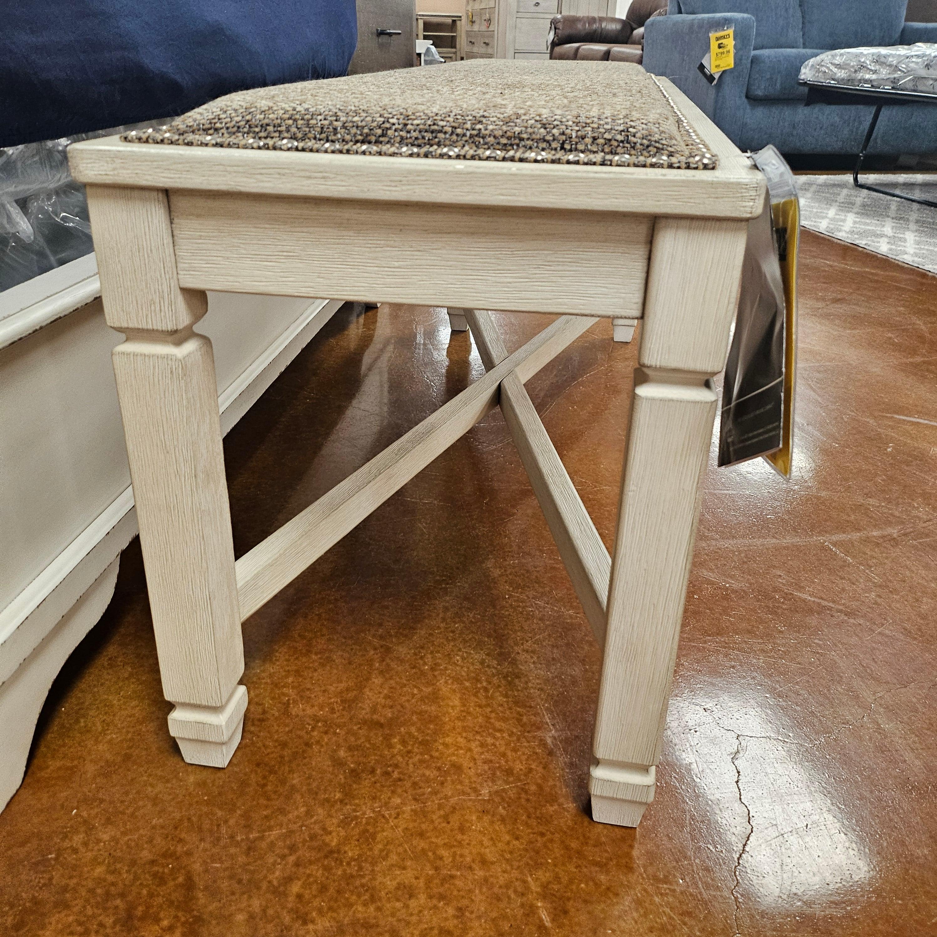 Banc Bolanburg D647-00