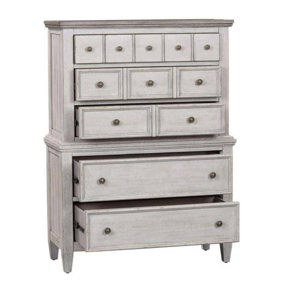 Ensemble Heartland Queen 824 : tête de lit, pied de lit, traverses, commode et table de chevet.