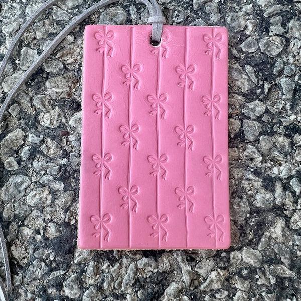 CL Rose Noeud Rectangulaire Fraise Cuir Air Flair AFRECBOW-PNK-SL